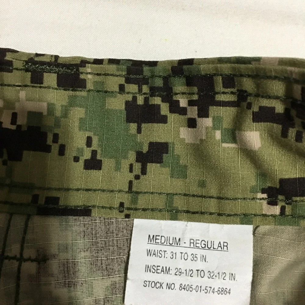 US Navy Working Uniform Type III Trousers Medium Regular Green Digital Camo